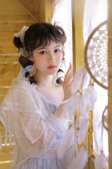 《囚禁少女》完整版
